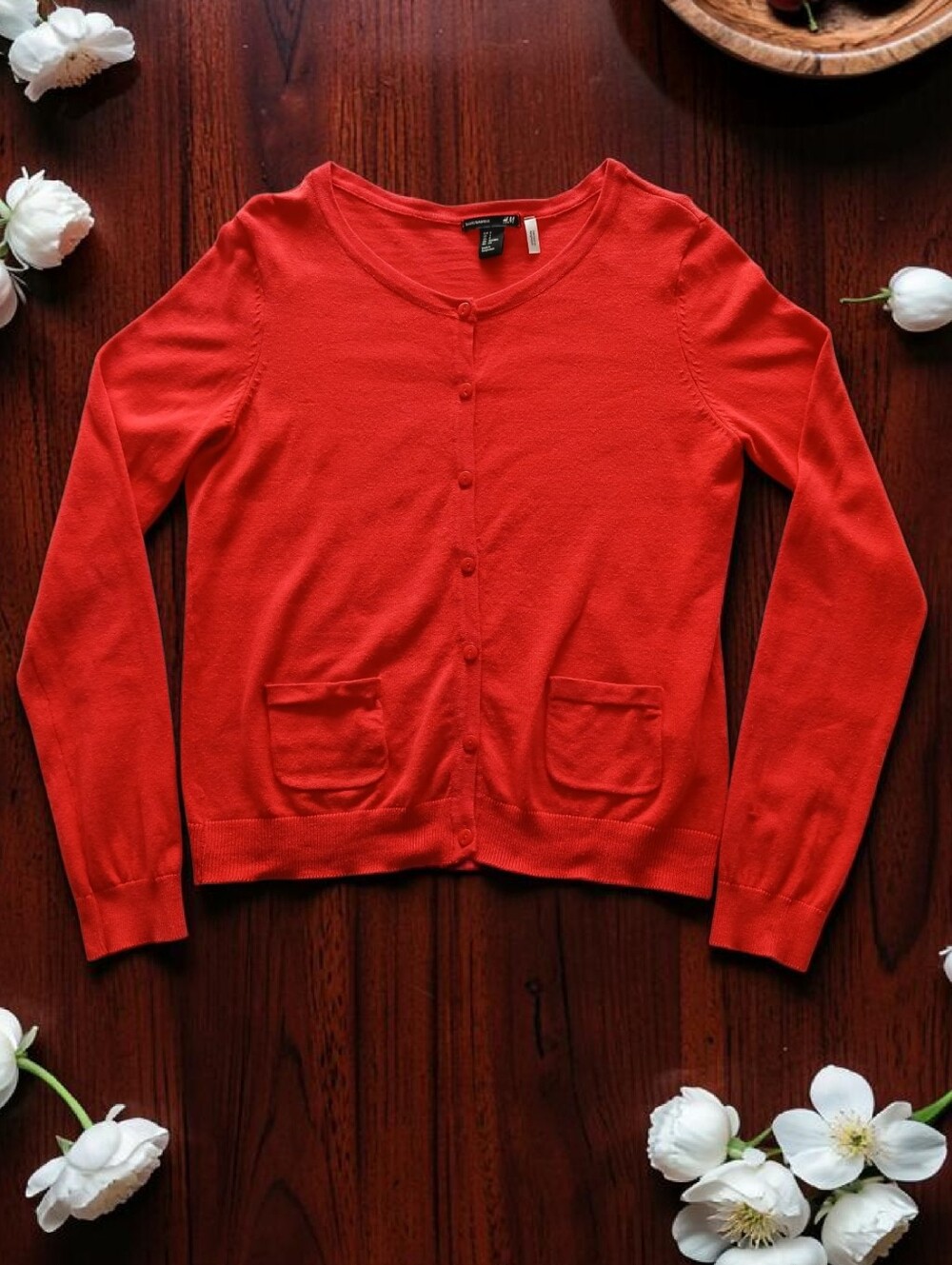 💫🩷3for20 Bundle Sale🩷💫 H&M Red V-Neck Button Cardigan with Pockets